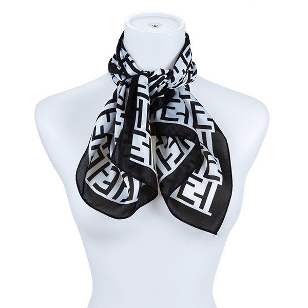 Black and White Scarf - The Charming Petite