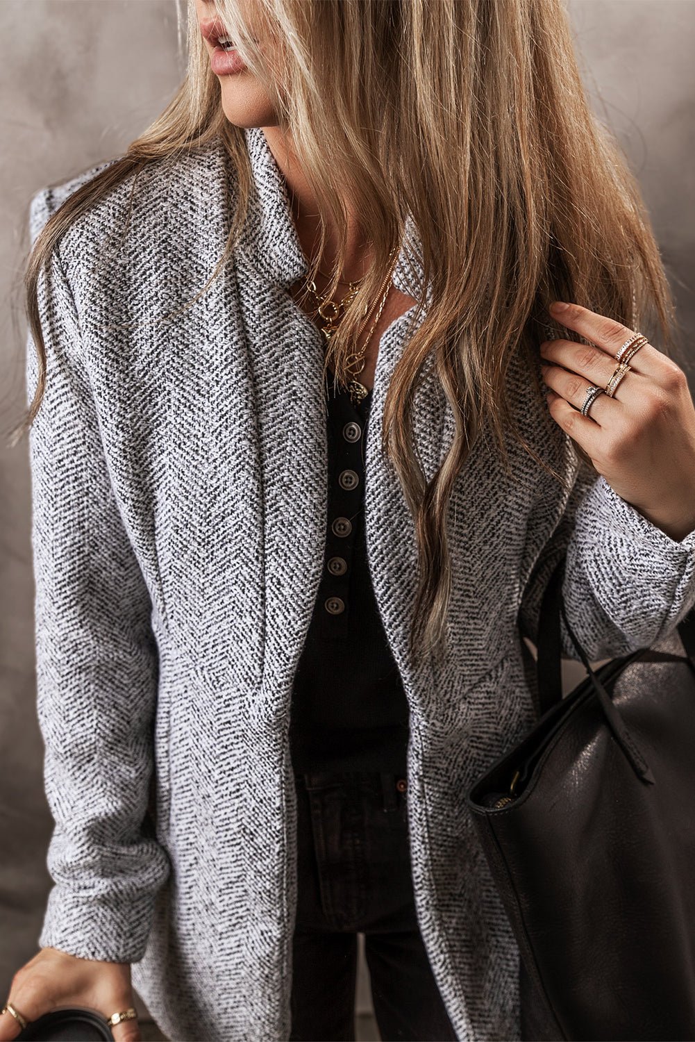 SO \\\\\\\\Light Grey Long Jacket: Versatile Elegance - The Charming Petite