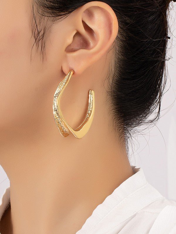 Twisted Metal Hoop Earrings - The Charming Petite